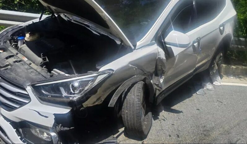 
								HYUNDAI SANTA FE full									