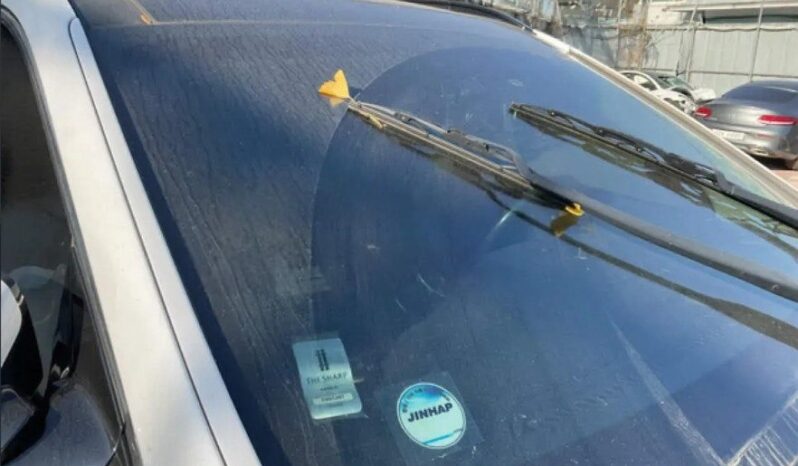 
								HYUNDAI SANTA FE full									