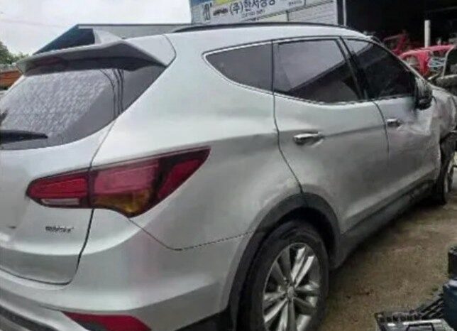 
								HYUNDAI SANTA FE full									
