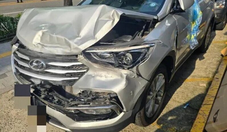 
								HYUNDAI SANTA FE full									