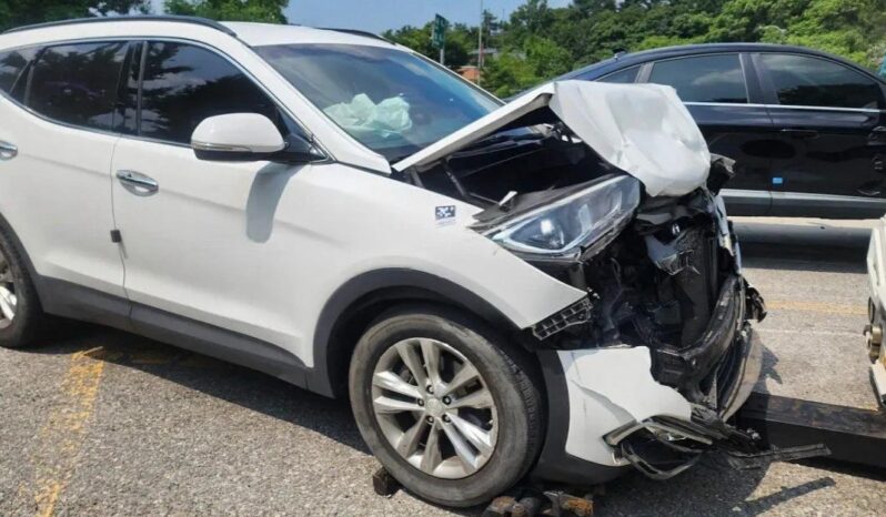 
								HYUNDAI SANTA FE full									