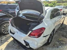 
										MERCEDES BENZ C 200d full									