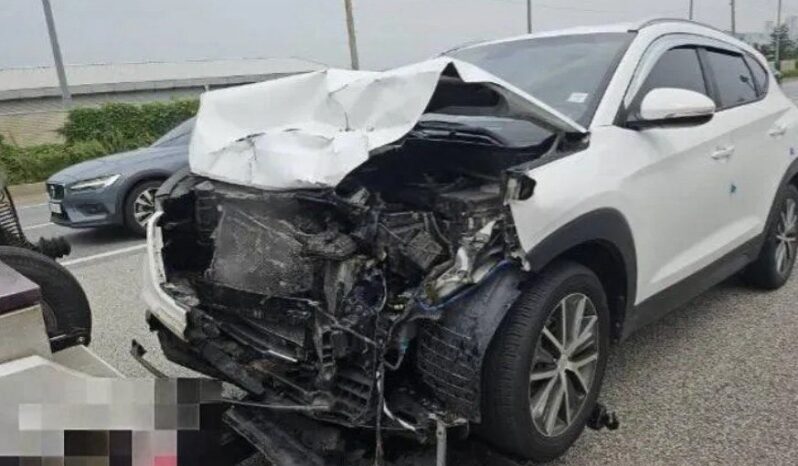 
								HYUNDAI Tucson full									