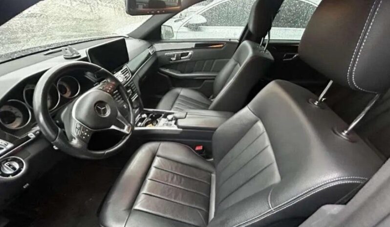 
								MERCEDES BENZ E220 full									