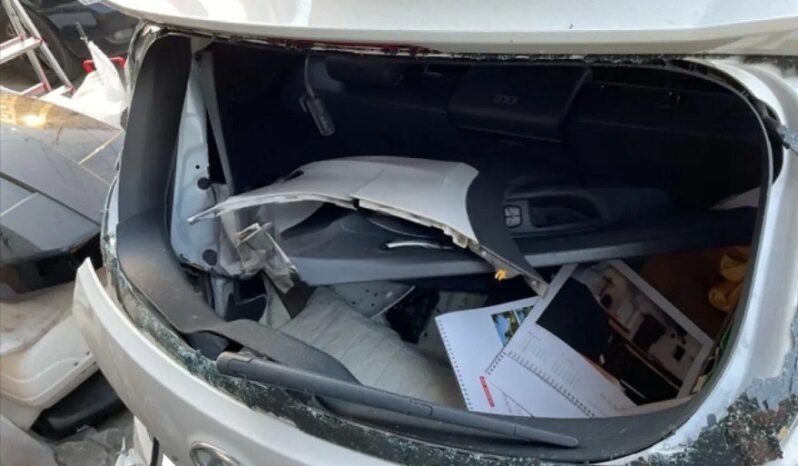 
								HYUNDAI SANTA FE full									