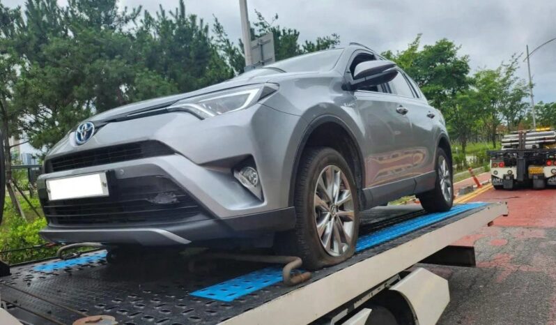 
								TOYOTA RAV 4 full									