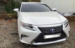 
										LEXUS ES300h full									