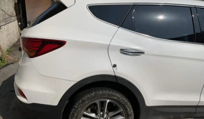 
								HYUNDAI SANTA FE full									