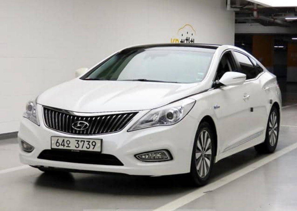 HYUNDAI GRANDEUR