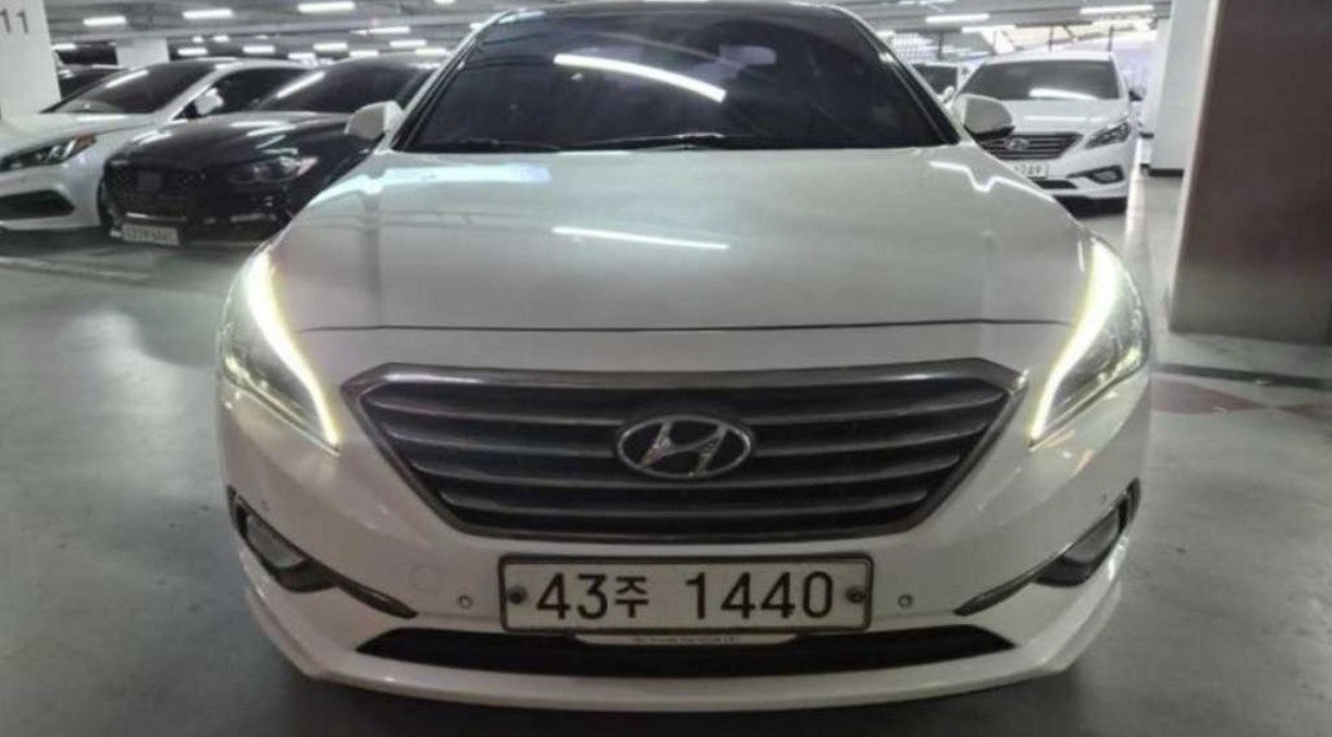 HYUNDAI Sonata