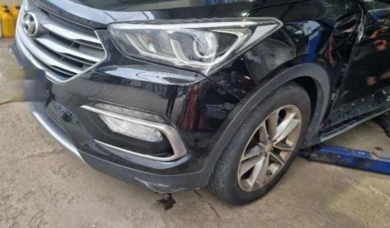 
								HYUNDAI SANTA FE full									