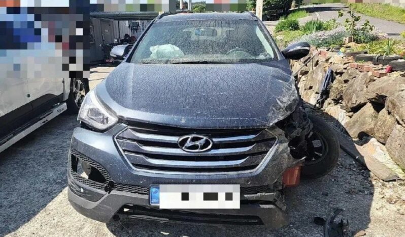 
								HYUNDAI SANTA FE full									