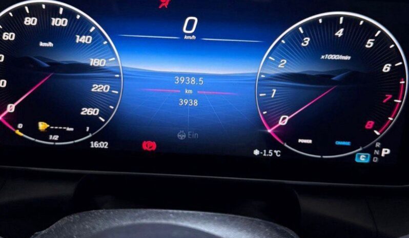 
								MERCEDES BENZ GLC 300 full									