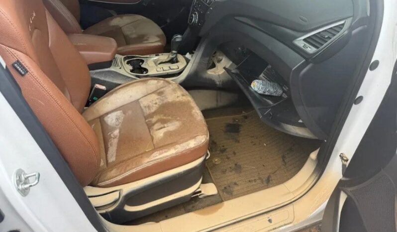 
								HYUNDAI SANTA FE full									