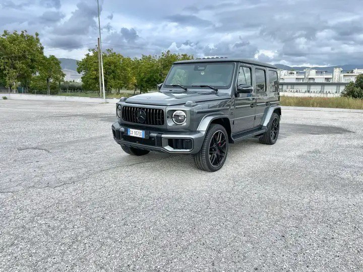 MERCEDES BENZ G63