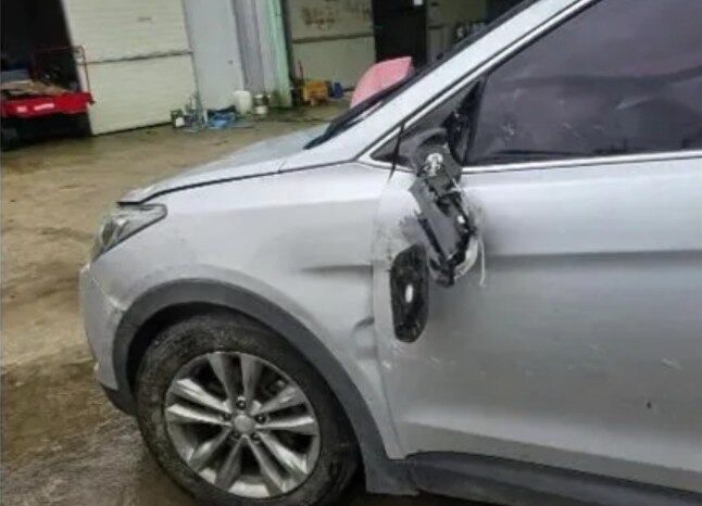 
								HYUNDAI SANTA FE full									