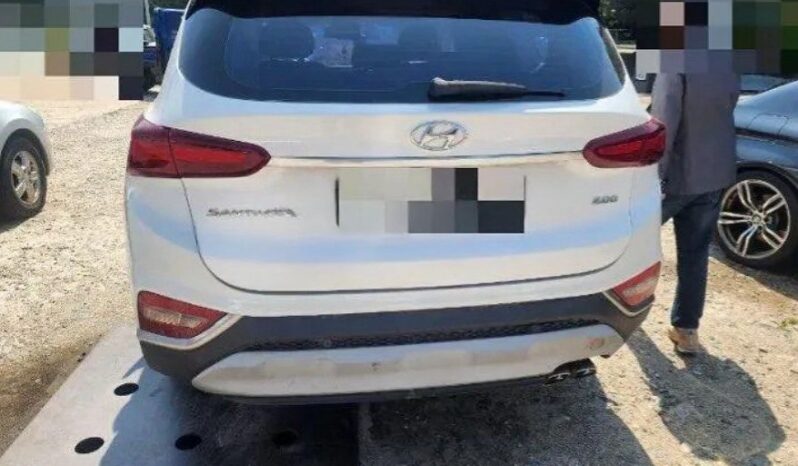 
								HYUNDAI SANTA FE full									