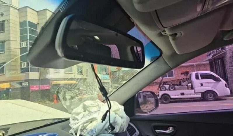 
								HYUNDAI SANTA FE full									
