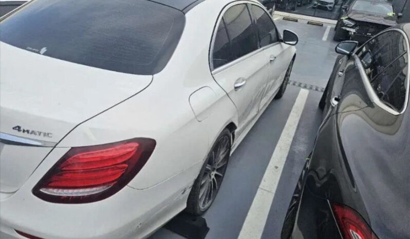 
								MERCEDES BENZ E350 full									