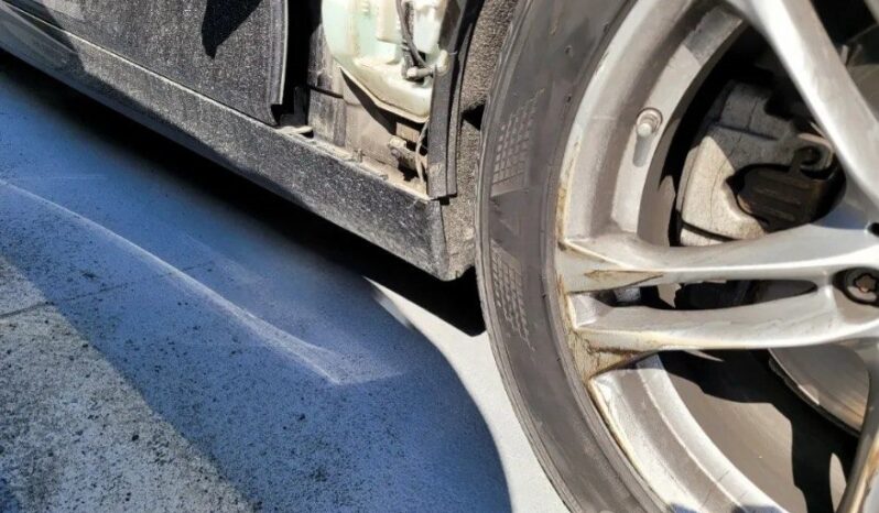 
								BMW 520d Xdrive full									