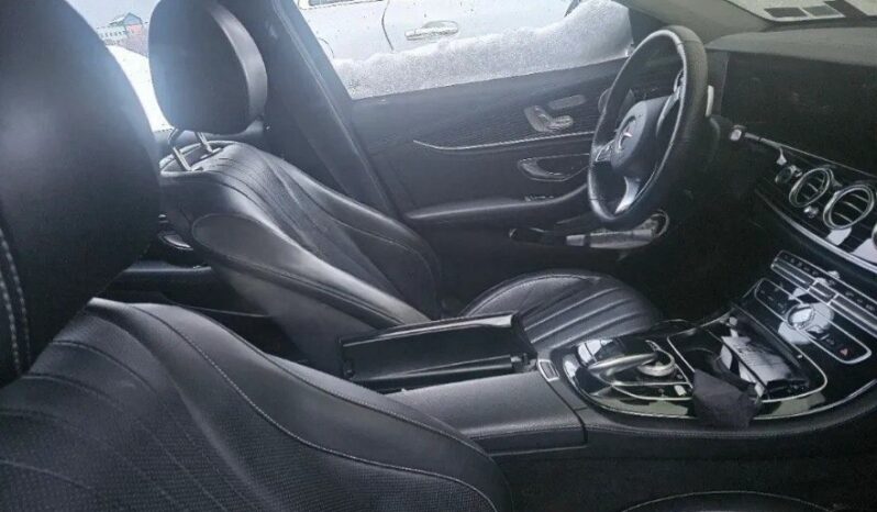 
								MERCEDES BENZ E400 full									