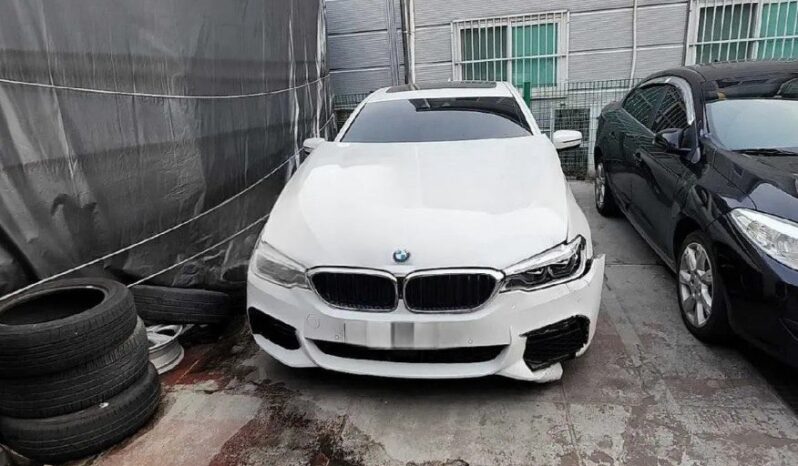 
								BMW 520d full									