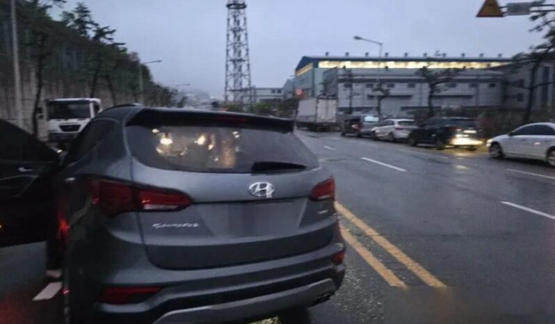 
								HYUNDAI SANTA FE full									