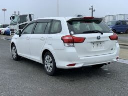 
										TOYOTA Corolla Fielder Hybrid full									