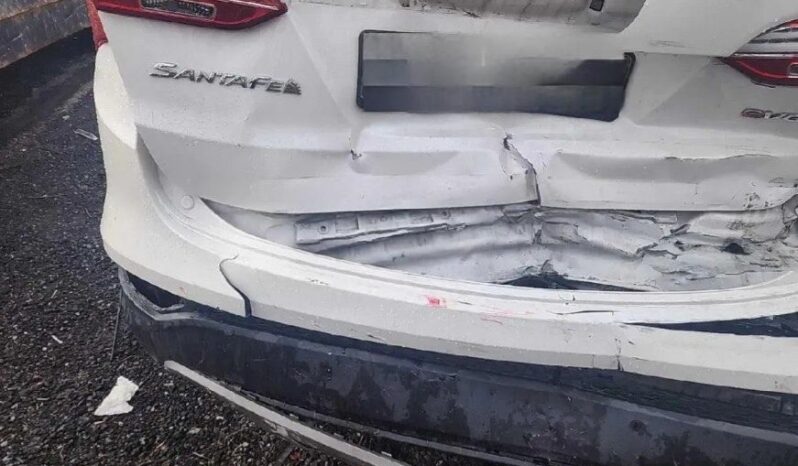 
								HYUNDAI SANTA FE full									