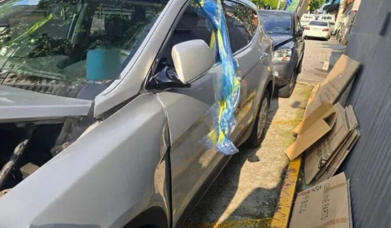 
								HYUNDAI SANTA FE full									