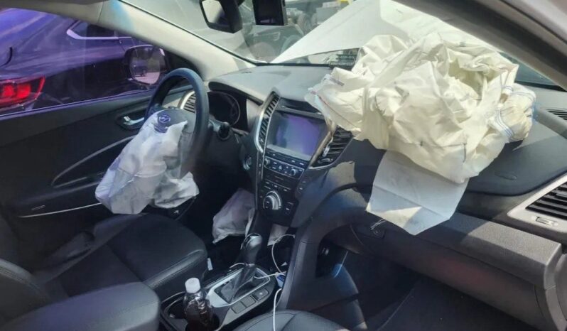
								HYUNDAI SANTA FE full									