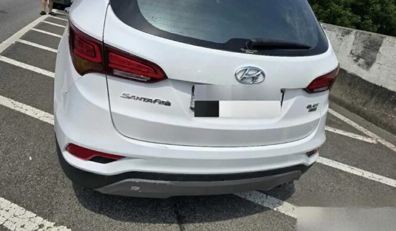
								HYUNDAI SANTA FE full									