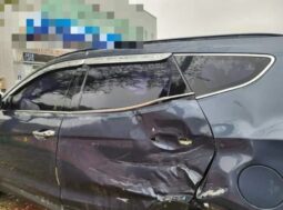
										HYUNDAI SANTA FE full									