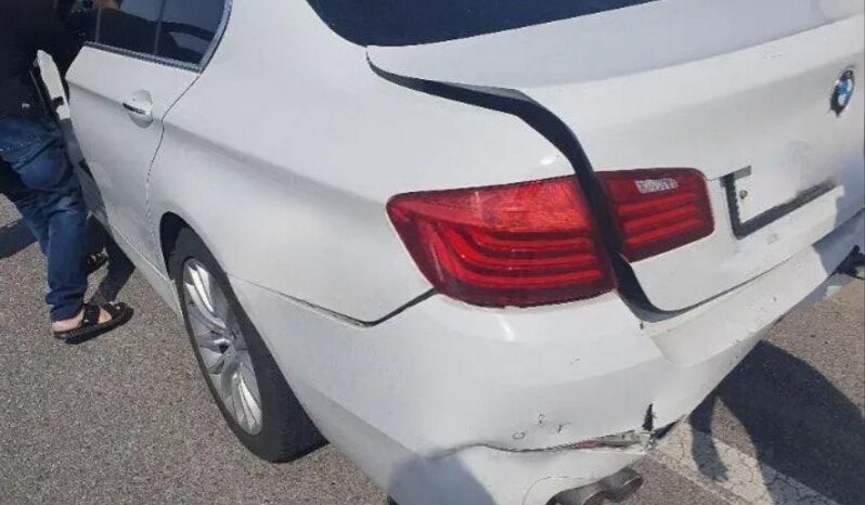 
								BMW 520d Xdrive full									