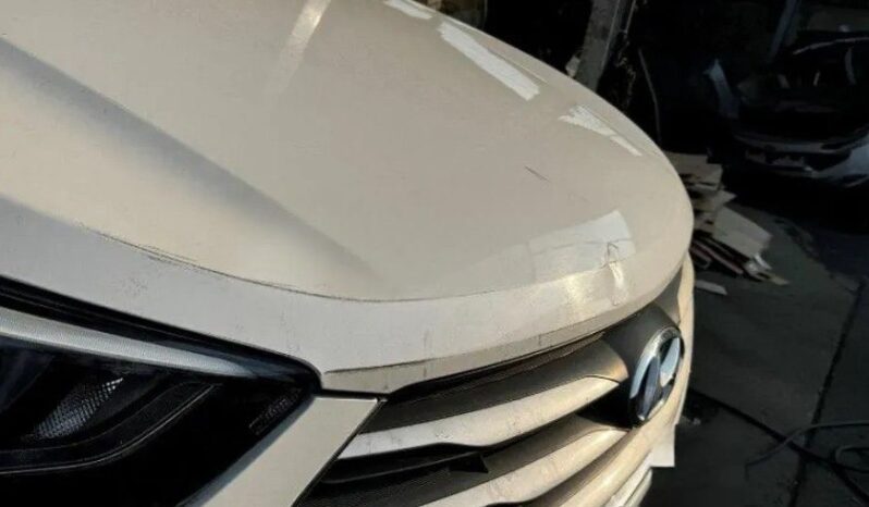 
								HYUNDAI SANTA FE full									