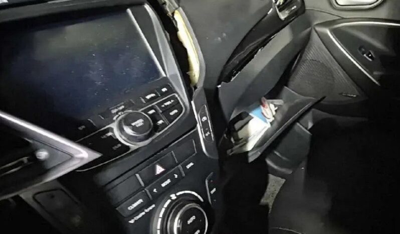
								HYUNDAI SANTA FE full									