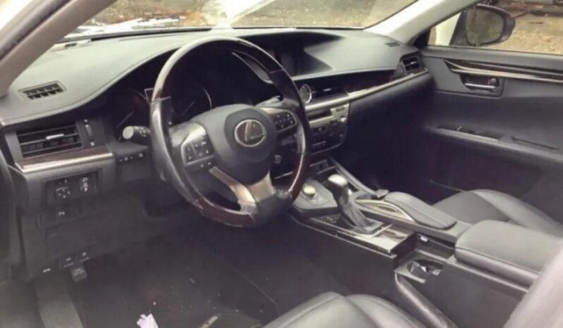 
								LEXUS ES300h full									