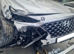 
										HYUNDAI SANTA FE full									