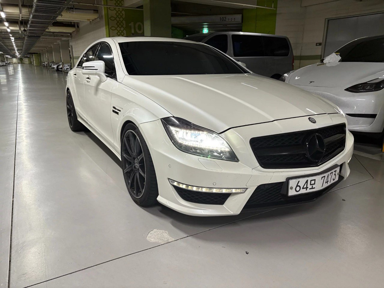 MERCEDES BENZ CLS 63 AMG