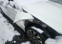 
										MERCEDES BENZ E400 full									