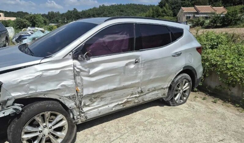 
								HYUNDAI SANTA FE full									