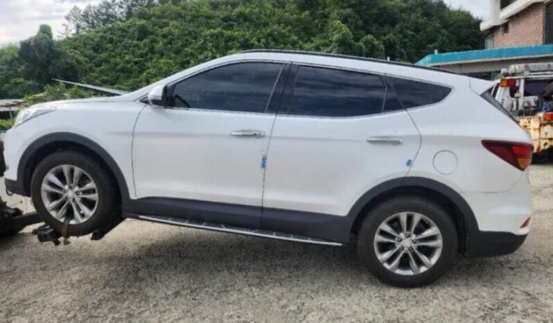 
								HYUNDAI SANTA FE full									