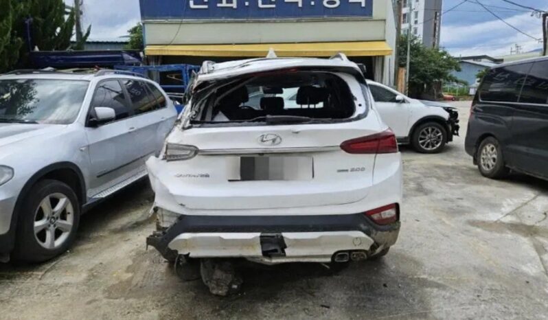 
								HYUNDAI SANTA FE full									