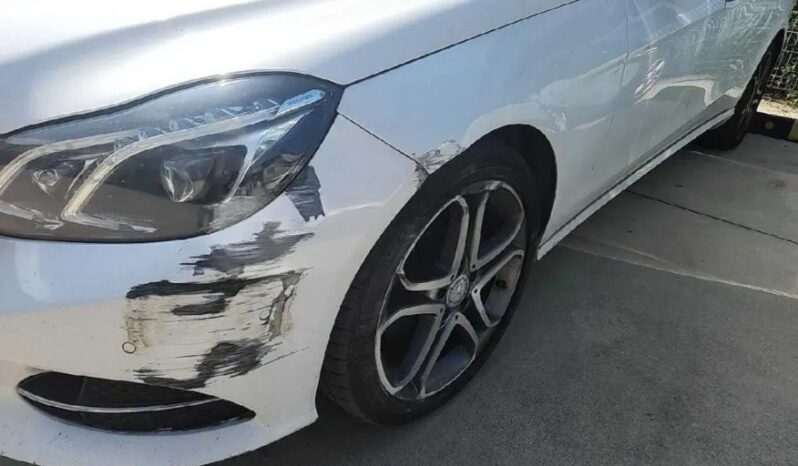 
								MERCEDES BENZ E250 CDI BLUETEC full									