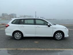 
										TOYOTA Corolla Fielder Hybrid full									
