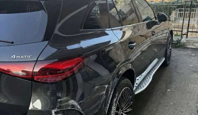 
								MERCEDES BENZ GLC 300 full									