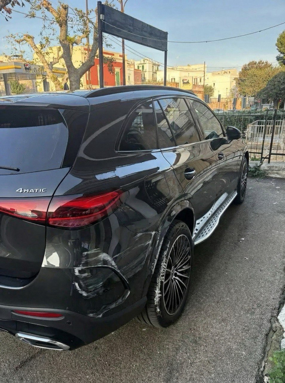 MERCEDES BENZ GLC 300