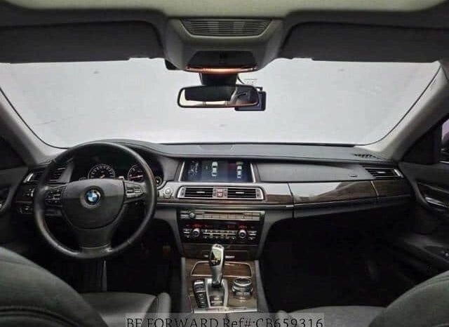 
								BMW 740ld xDrive full									