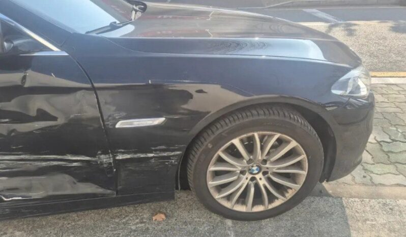 
								BMW 520d Xdrive full									