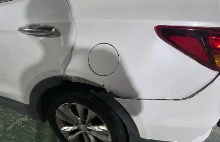 
								HYUNDAI SANTA FE full									